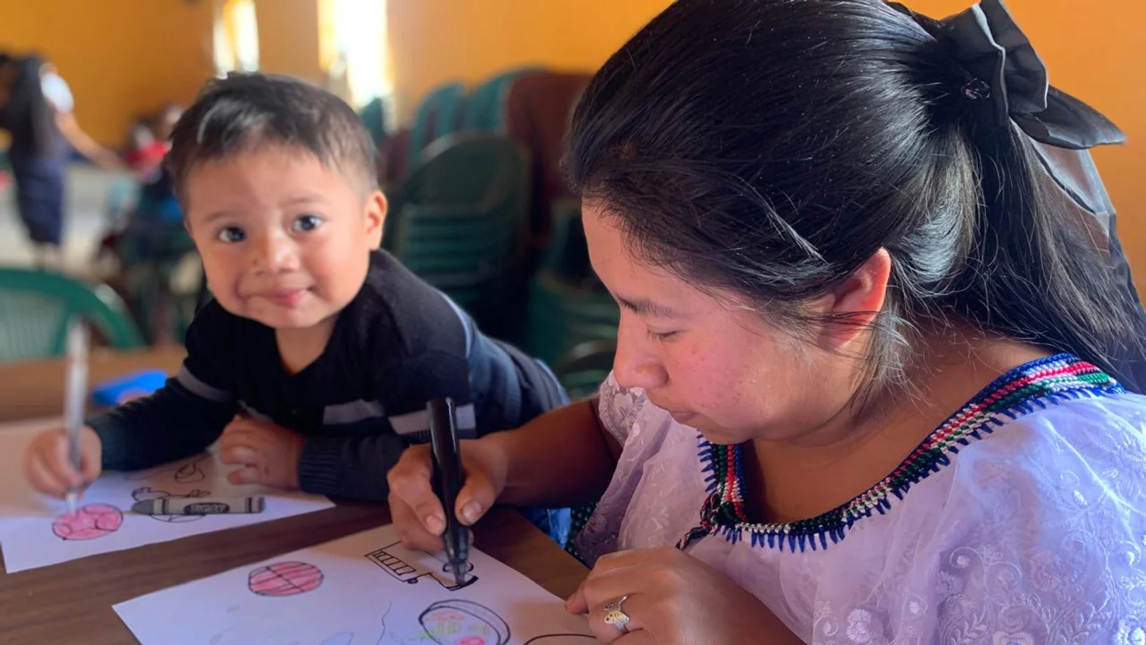 Mutter mit Kleinkind